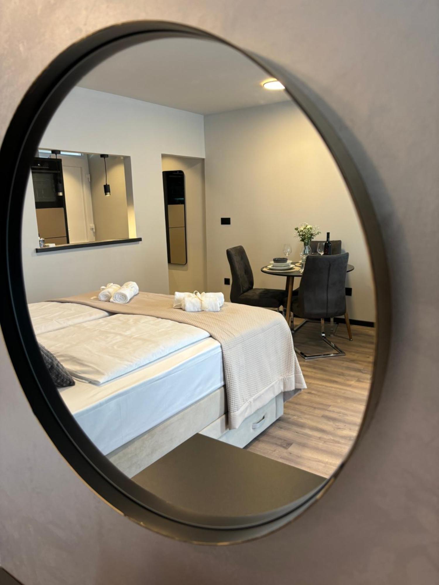 Studio Apartman Versi Old Town Задар Екстериор снимка
